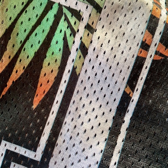 Mesh Locals Tee - Picture 3 of 3